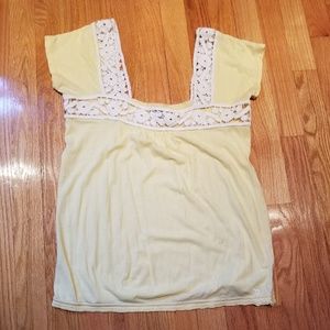 A&F yellow lace top (large)